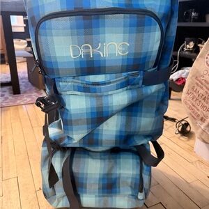 Dakine Blue Plaid Men's suitcase